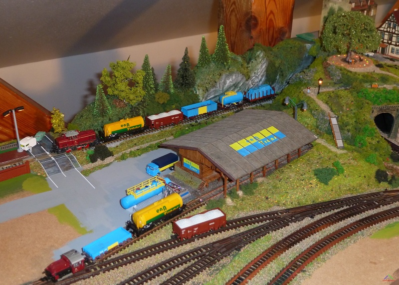 195 Spedition enNTrans.JPG - Ausbau der Niederlassung Enndingen West der Spedition enNTrans im Frühjahr 2012